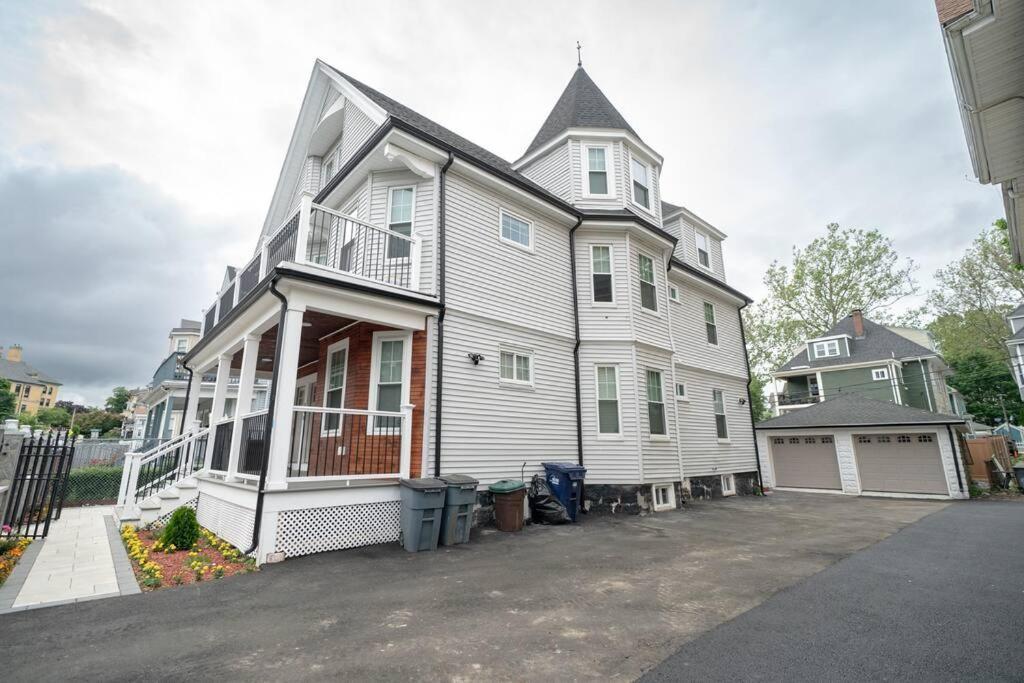 Apartment 80-2 4Br Boston - Bright Family Stay Near Pjp II Park
